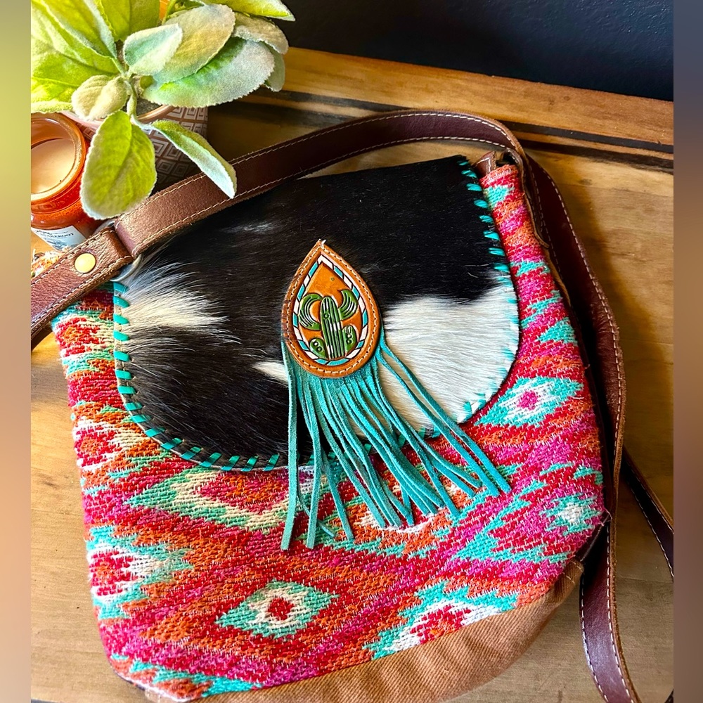 *Like New* Myra Bag Cowhide & Leather crossbody bag